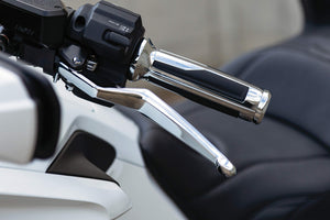 Kuryakyn Omni Handlebar Grips 6764 for Honda Gold Wing GL1800 (Heated Grip Compatible) — Chrome
