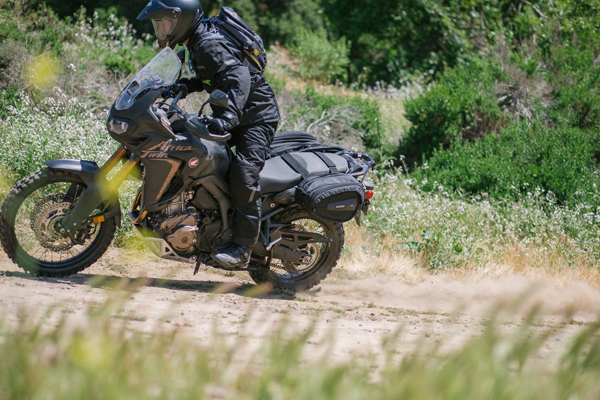 OGIO Saddle Bag Stealth 2.0 for motorcycles