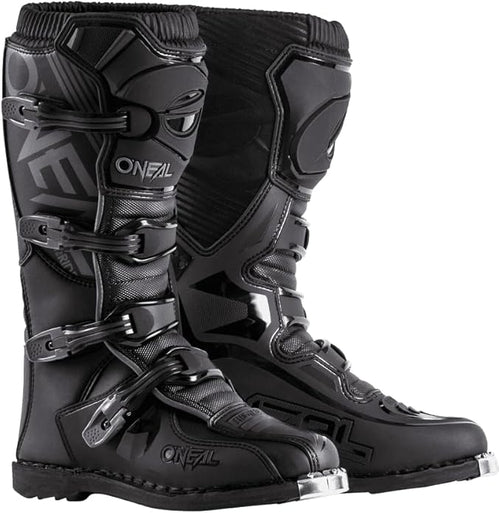 Riding shoes